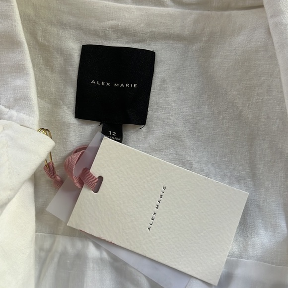 Alex Marie
Samara Linen Sailor Collar Sleeveless Sleeveless Dress. - Picture 5 of 11